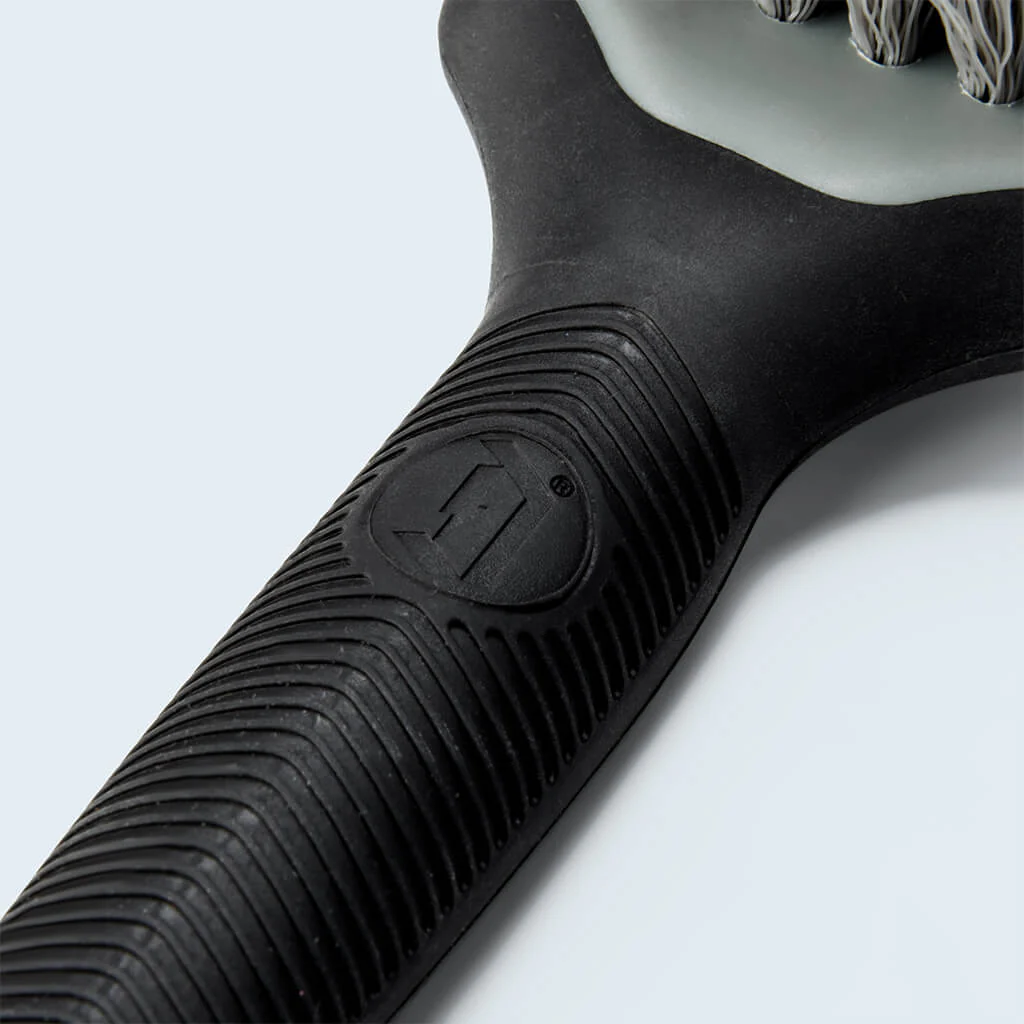 Duel Tyre Scrubbing Brush - Image 4